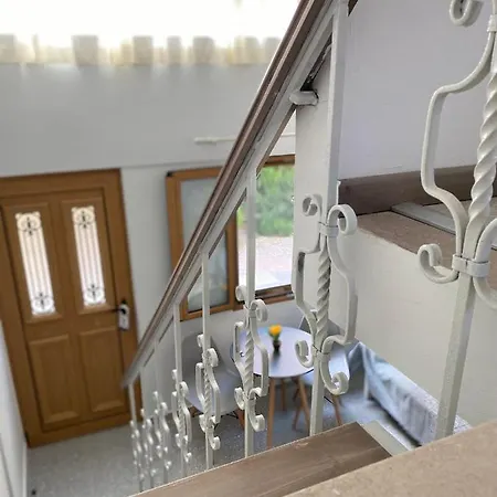 Tête à Tête - Luxury